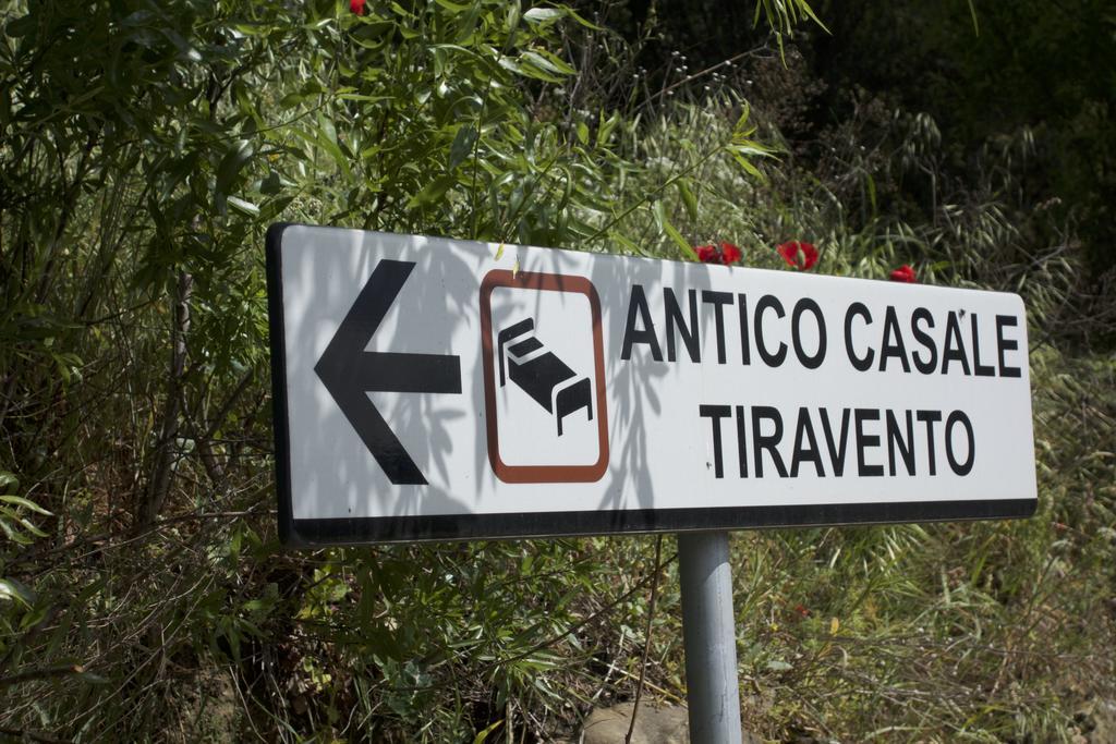Апарт готель Antico Casale Tiravento Пассіньяно-суль-Тразімено Екстер'єр фото